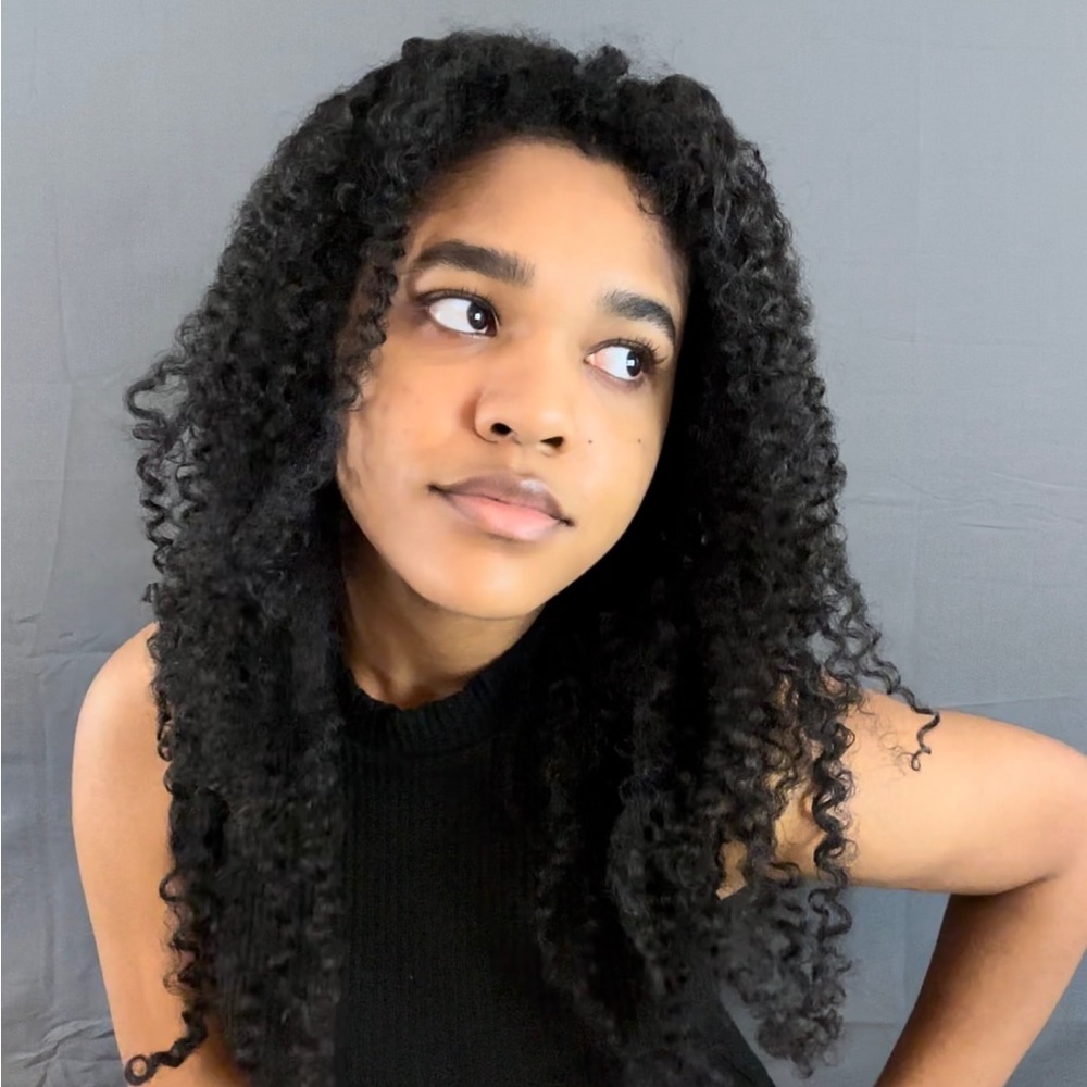 Meet your Posher, Kaci